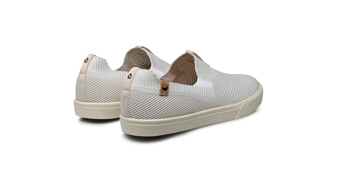 Chaussures femme de couleur white vue d’ensemble de derrière